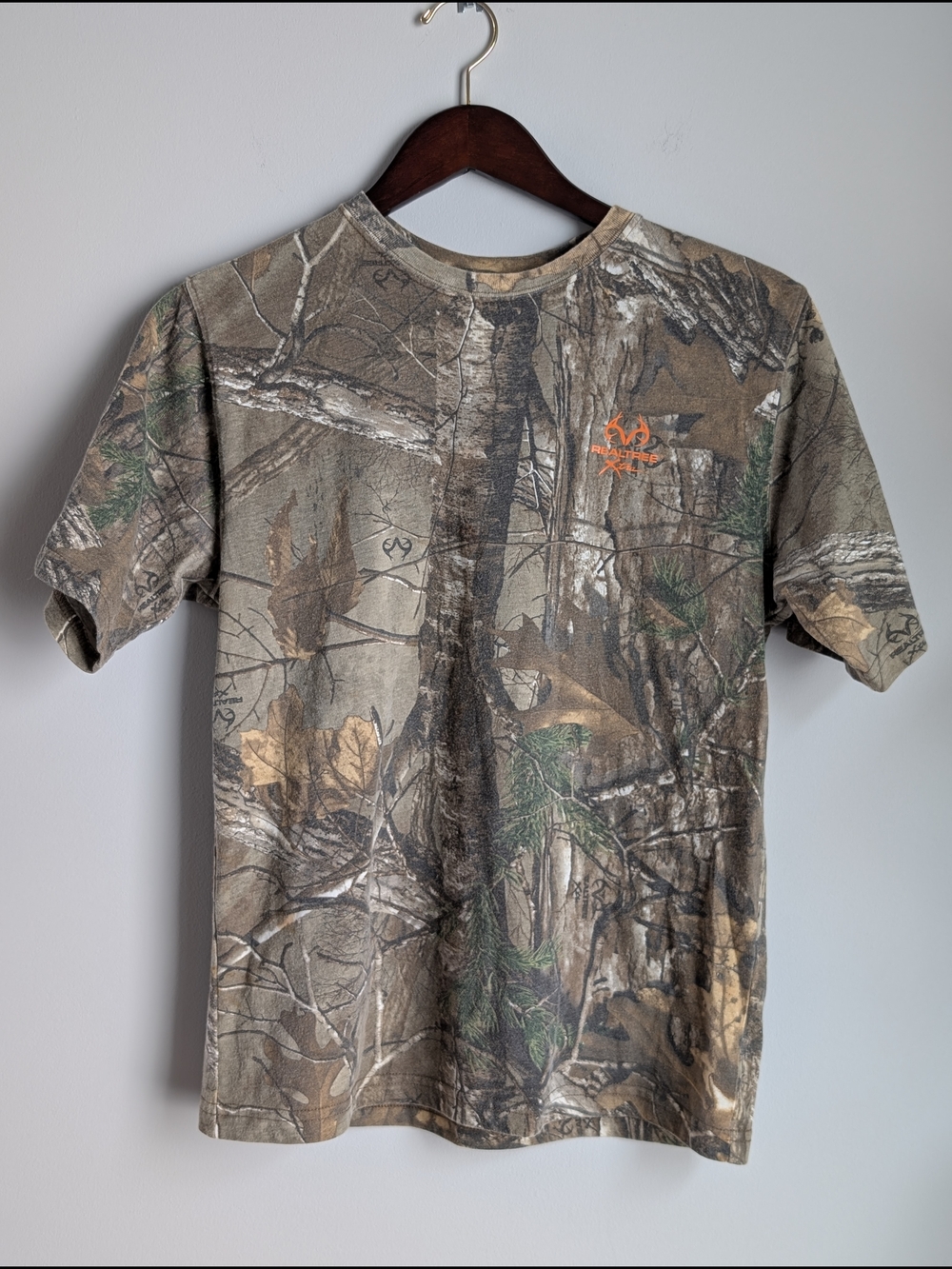 Realtree Xtra Camo T-Shirt Youth XL 14-16 Hunting Fishing Short Sleeve Graphic